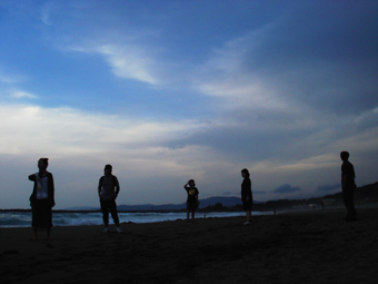 砂浜美術館